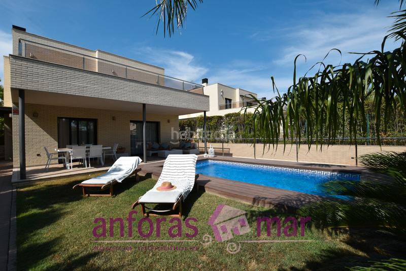 Foto 7fc4a407-ca8e-470b-9c86-81c9f739b9f2. Casa  independiente con piscina, moderna y como nueva en Cambrils