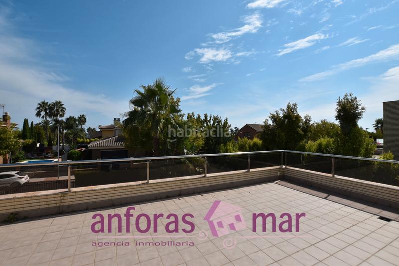 Foto 9d00b2c1-ef12-48f5-81ab-e9ad78239080. Casa  independiente con piscina, moderna y como nueva en Cambrils