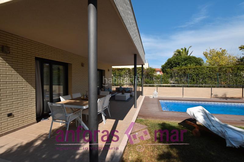 Foto bafa3186-e994-4199-a3ae-43cfa5ea8aba. Casa  independiente con piscina, moderna y como nueva en Cambrils
