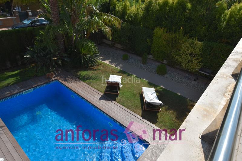 Foto c42d4e16-1afd-45bd-9a78-f1f5222115f0. Casa  independiente con piscina, moderna y como nueva en Cambrils