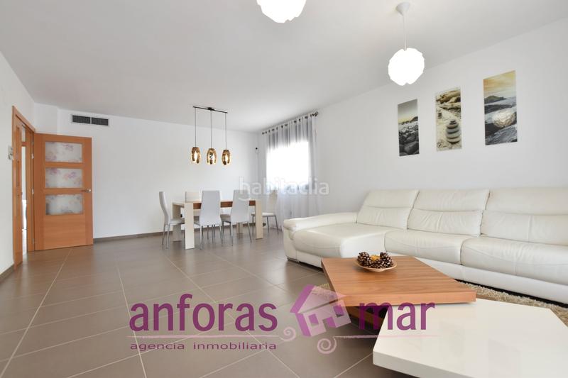 Foto e9227460-2faf-4981-a3a1-549938bc58c3. Casa  independiente con piscina, moderna y como nueva en Cambrils
