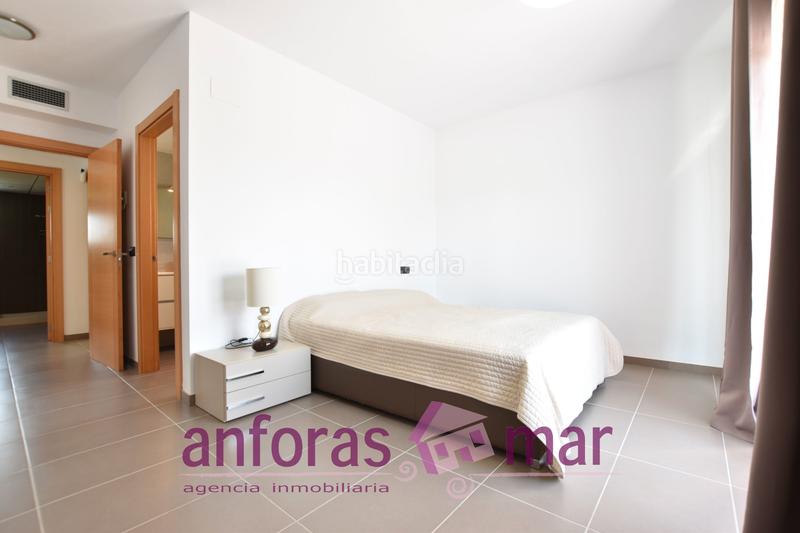 Foto f7657f5c-691f-458e-b32c-ea10e998a8d1. Casa  independiente con piscina, moderna y como nueva en Cambrils