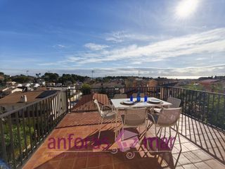 Casa  Carrer per�. Casa ideal para disfrutar de la tranquilidad, la luz y las vista