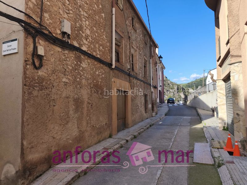 Foto 33a5fbaa-a8e7-48ba-b6a9-2e33d61eb710. Edifici a carrer del pont 16 a Riba (La)