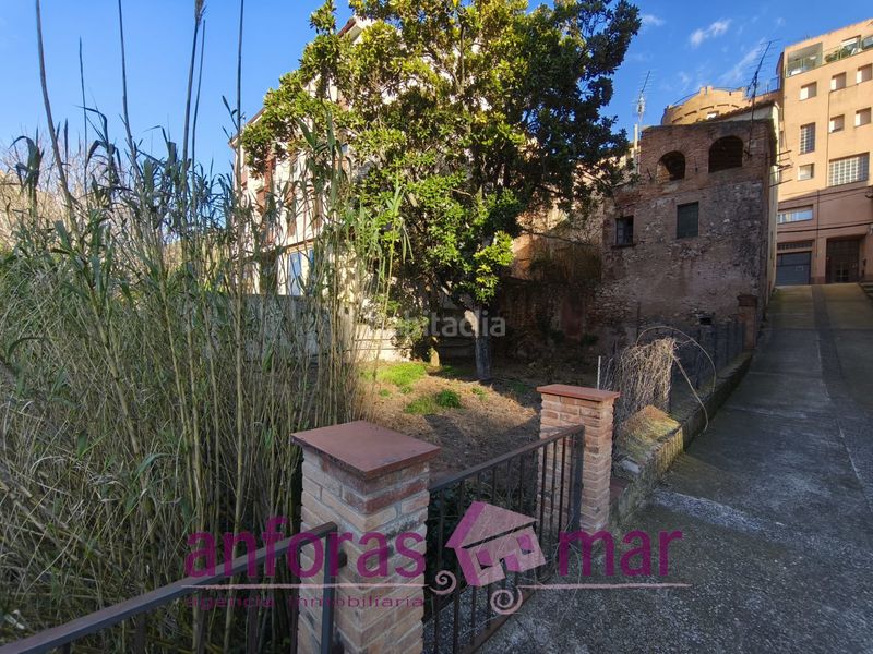 Foto 65726212-c755-40ac-9aa2-f1e92f3d1d31. Edifici a carrer del pont 16 a Riba (La)