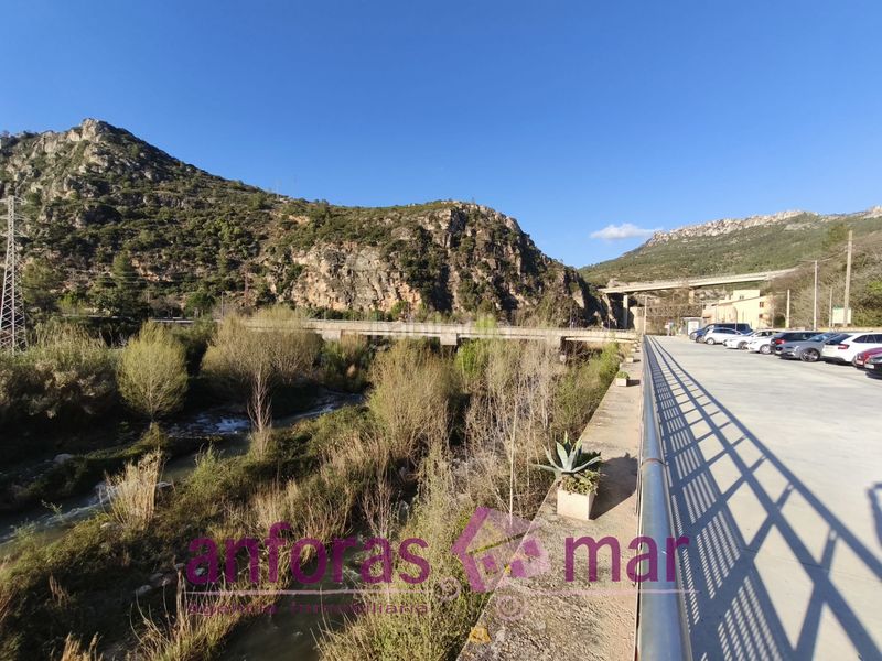 Foto 772d1873-39be-4a32-9779-8a94cb97070e. Edifici a carrer del pont 16 a Riba (La)