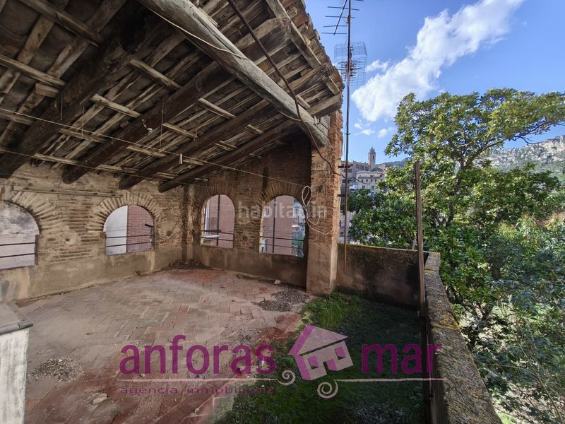 Foto c5e18ed4-b829-4832-8c0a-9975256a9bc8. Edifici a carrer del pont 16 a Riba (La)