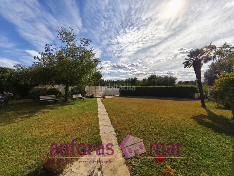 Foto 6003cdec-42bf-457a-ba0b-3471a47bdd63. Xalet amb xemeneia calefacció aparcament piscina a Vendrell (El)