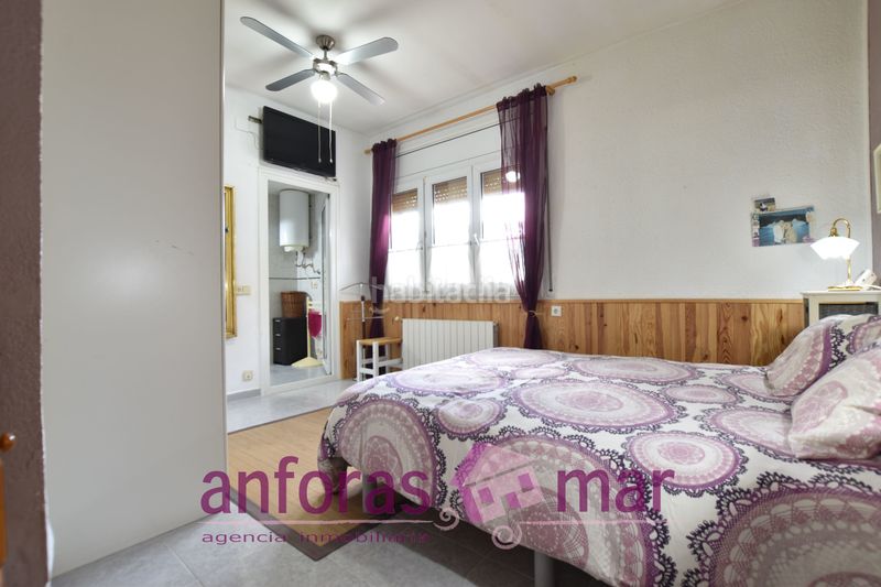 Foto de58bcc4-aceb-4f5c-ade3-53590d6038e3. Xalet amb xemeneia calefacció aparcament piscina a Vendrell (El)