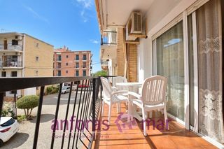 Flat  Carrer dels pescadors. Piso de 3 habitaciones a tan solo 320 metros de la playa