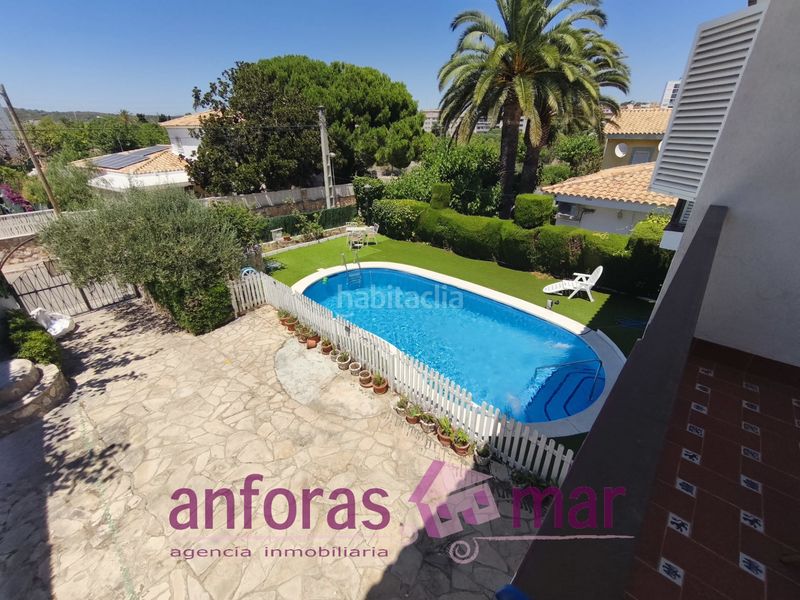 Foto 011f156c-a02d-4417-a707-331bacf62d24. Casa amb xemeneia aparcament piscina a Els Munts Torredembarra