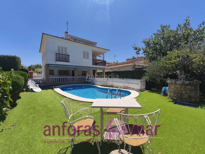 Foto 35a6f01d-9d5f-4344-b717-4d03480addd0. Casa amb xemeneia aparcament piscina a Els Munts Torredembarra