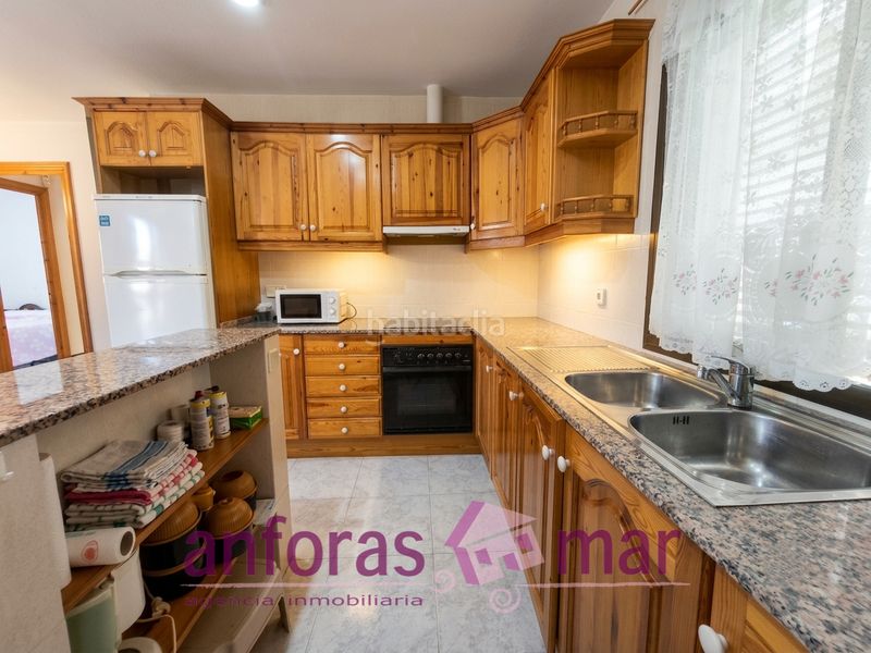 Foto af6143d1-40ce-4ba0-b9b7-bbe800b00c62. Casa amb xemeneia aparcament piscina a Els Munts Torredembarra