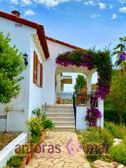 Casa  Carrer de vel�zquez. Casa reformada por completo en el a�o 2020
