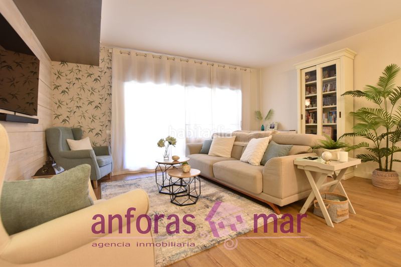 Foto b0c85a10-8211-4714-8367-801405edc51a. Pis amb calefacció aparcament a Centre Torredembarra