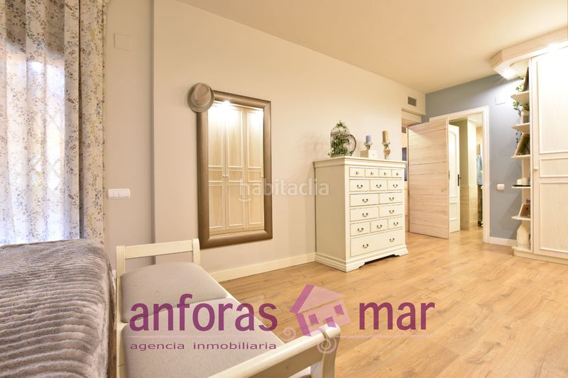 Foto f9c917c2-8ae8-4e0b-a9b9-a7bec75116f6. Pis amb calefacció aparcament a Centre Torredembarra