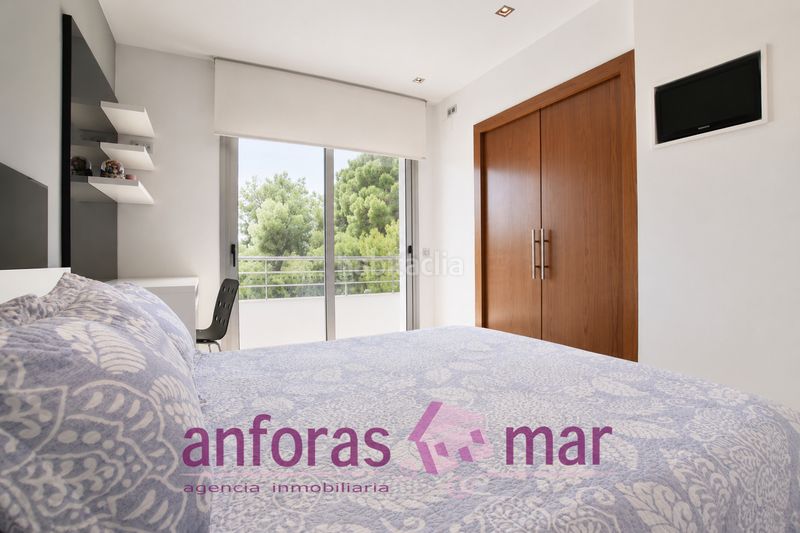 Foto 0dfd888a-d95c-498f-a454-a8e4d13f6307. Casa amb calefacció aparcament piscina a El Tancat-Mas d´en Gual Vendrell (El)