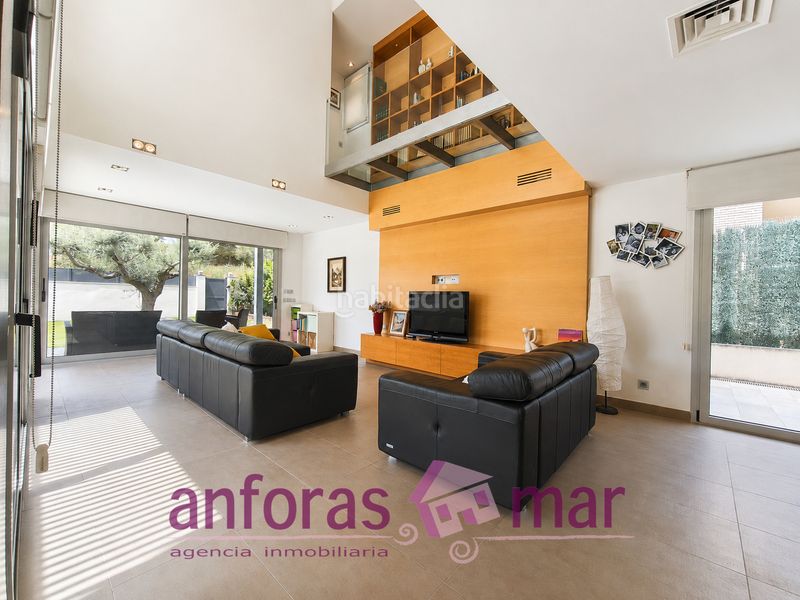 Foto 106d6104-411c-469d-949c-8b97e72ccfc9. Casa amb calefacció aparcament piscina a El Tancat-Mas d´en Gual Vendrell (El)