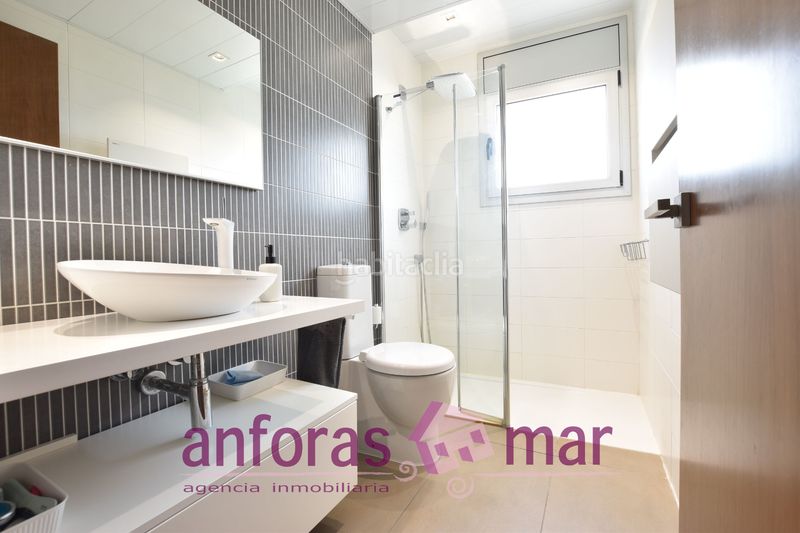 Foto 1e0420dd-50a3-4644-8480-28abfaf9166e. Casa amb calefacció aparcament piscina a El Tancat-Mas d´en Gual Vendrell (El)