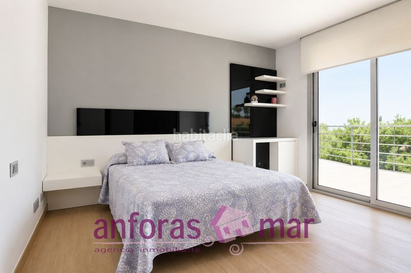 Foto 3dd4af82-4f6a-44ad-afca-0326d0e5bf40. Casa amb calefacció aparcament piscina a El Tancat-Mas d´en Gual Vendrell (El)