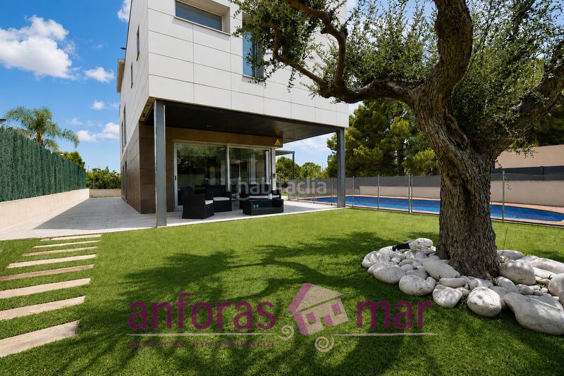 Foto 4a190fe3-fea3-4627-99ca-1c347667b967. Casa amb calefacció aparcament piscina a El Tancat-Mas d´en Gual Vendrell (El)