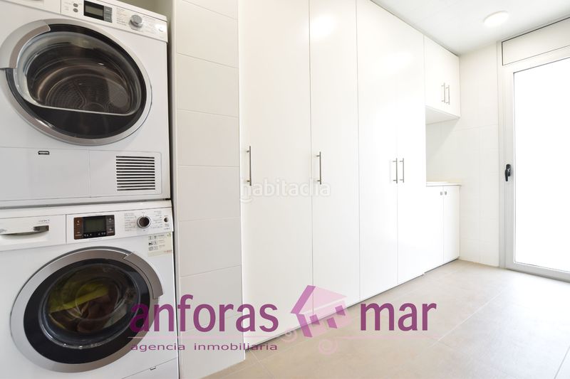 Foto 528a6014-62ca-4fdf-9519-1841263b811c. Casa amb calefacció aparcament piscina a El Tancat-Mas d´en Gual Vendrell (El)