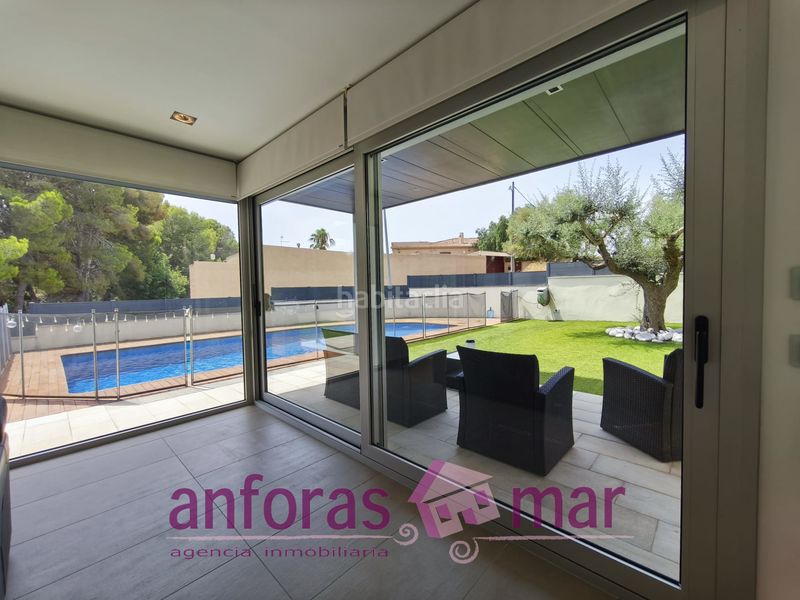 Foto 8eff4226-3452-4817-8875-44aa62b234ba. Casa amb calefacció aparcament piscina a El Tancat-Mas d´en Gual Vendrell (El)