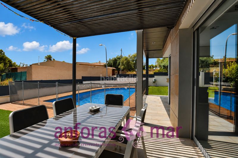 Foto f514b742-ca4f-4690-8e49-480a62a860f0. Casa amb calefacció aparcament piscina a El Tancat-Mas d´en Gual Vendrell (El)