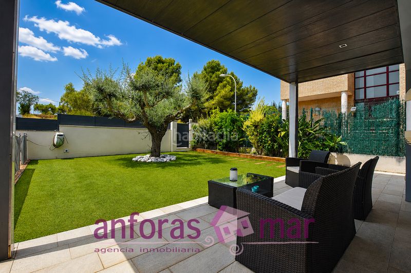 Foto f5eb94f5-294f-42fe-9484-f4415afdd970. Casa amb calefacció aparcament piscina a El Tancat-Mas d´en Gual Vendrell (El)