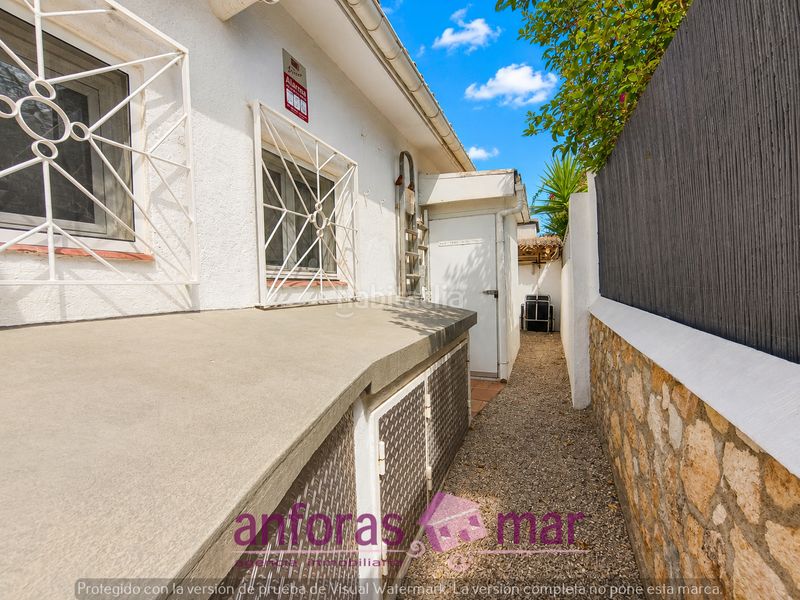 Foto b34b4792-bd50-46ea-9ef5-955211f8a971. Casa amb xemeneia calefacció aparcament a Clarà Torredembarra