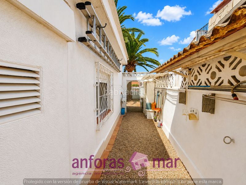 Foto c1658fc1-e457-44be-b49f-65acd1089638. Casa amb xemeneia calefacció aparcament a Clarà Torredembarra