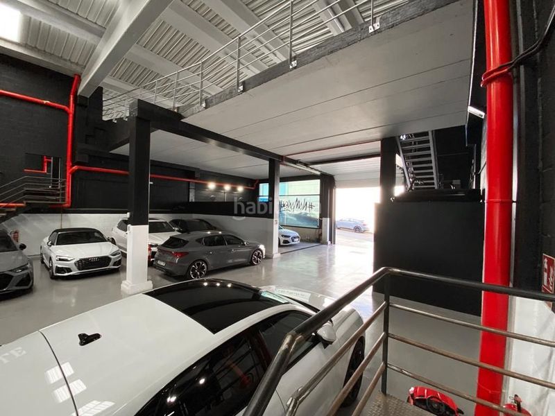 Foto 1be47592-5923-43b6-8da0-1115c5059bae. Alquiler local comercial increible nave comercial moderna en traspaso nueva andalucia en Marbella