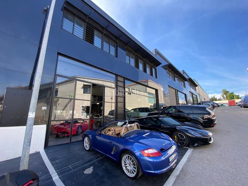 Foto 5c16cebf-4e6b-4983-ac86-0f040dffc4a3. Alquiler local comercial increible nave comercial moderna en traspaso nueva andalucia en Marbella