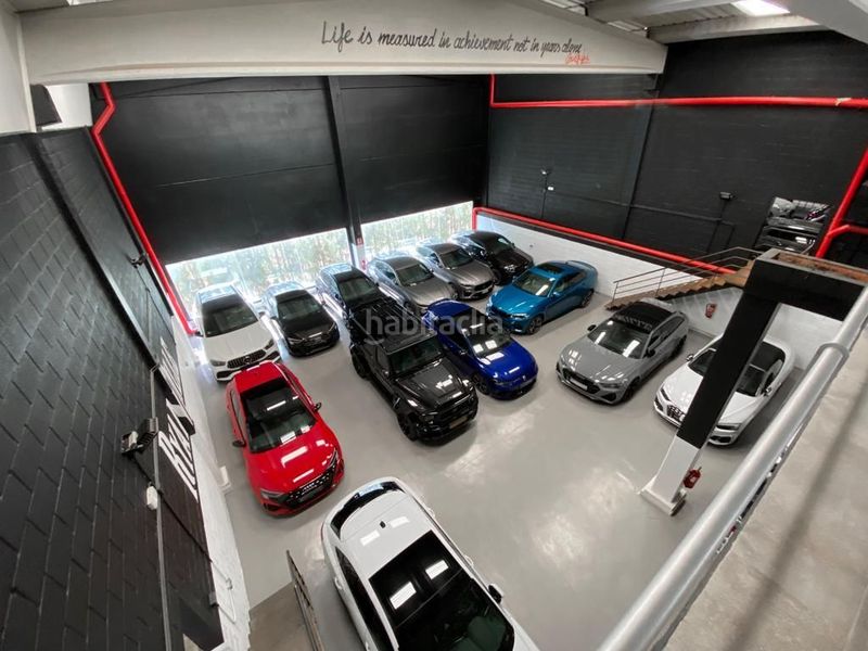 Foto b4842288-5b0f-411e-827a-06f8973b8d2d. Alquiler local comercial increible nave comercial moderna en traspaso nueva andalucia en Marbella