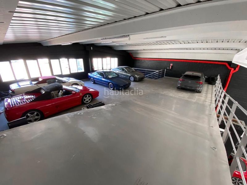 Foto bae43183-4cd2-4264-ae1b-c703467ea187. Alquiler local comercial increible nave comercial moderna en traspaso nueva andalucia en Marbella