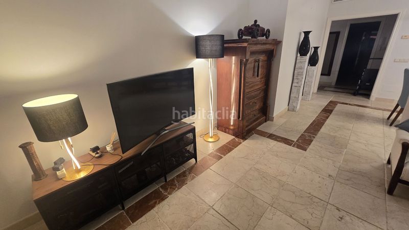 Foto 0acc78a4-5b15-4bac-b8e7-bfda41b7176c. Piso en pico de alcazaba 21 estupendo piso luminoso en la prestigiosa urbanización Benatalaya! en Estepona
