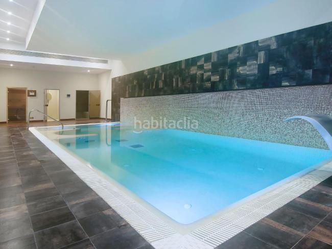 Foto 14617997-d69d-475a-9a69-e868ca479c68. Piso en pico de alcazaba 21 estupendo piso luminoso en la prestigiosa urbanización Benatalaya! en Estepona
