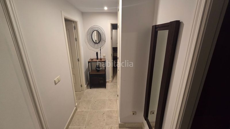Foto 7d116d0d-6dd1-42ca-a4b7-5664a312cf1f. Piso en pico de alcazaba 21 estupendo piso luminoso en la prestigiosa urbanización Benatalaya! en Estepona