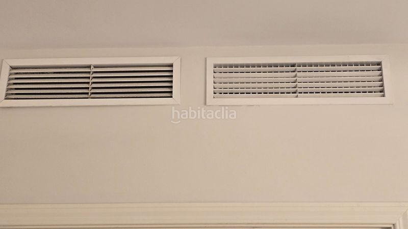Foto 93ac74f6-3aff-4163-8da8-e5bd2d346293. Piso en pico de alcazaba 21 estupendo piso luminoso en la prestigiosa urbanización Benatalaya! en Estepona