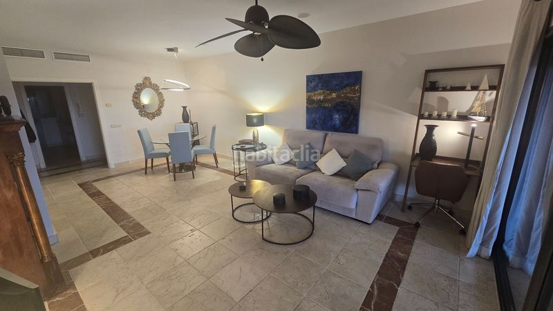 Foto a84002ea-533b-4d03-b1f3-2ff61bdb230f. Piso en pico de alcazaba 21 estupendo piso luminoso en la prestigiosa urbanización Benatalaya! en Estepona