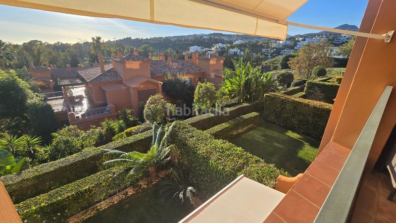 Foto ad6f1047-2dae-466a-a4e9-c8311c9dedbc. Piso en pico de alcazaba 21 estupendo piso luminoso en la prestigiosa urbanización Benatalaya! en Estepona