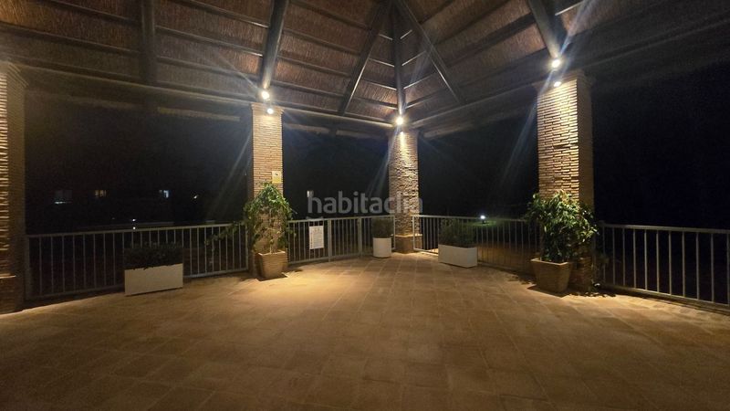 Foto c45879ee-8ef5-4481-8a51-3757e3b65be2. Piso en pico de alcazaba 21 estupendo piso luminoso en la prestigiosa urbanización Benatalaya! en Estepona