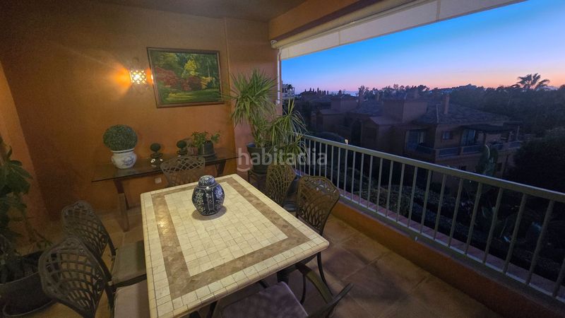 Foto d4749c73-e871-441b-9bd4-b67d29021a48. Piso en pico de alcazaba 21 estupendo piso luminoso en la prestigiosa urbanización Benatalaya! en Estepona