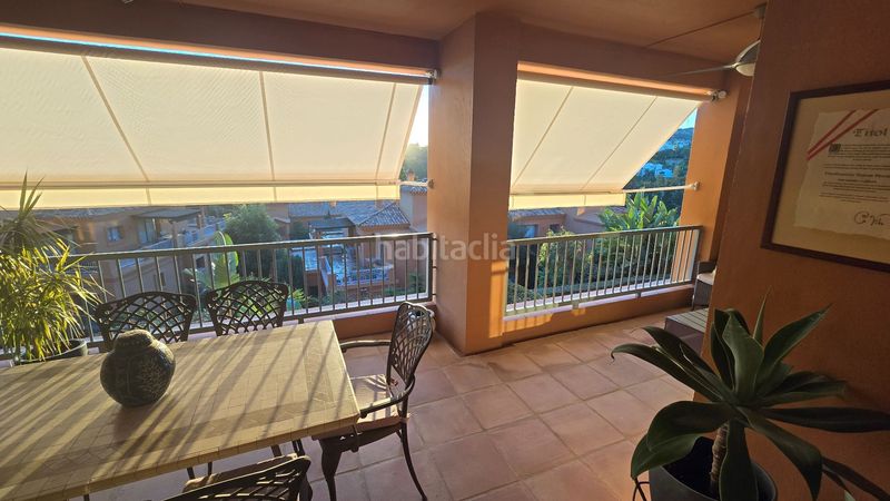 Foto f96102f8-7a43-498c-9ddd-72dd67ece298. Piso en pico de alcazaba 21 estupendo piso luminoso en la prestigiosa urbanización Benatalaya! en Estepona
