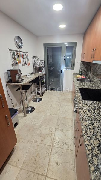Foto f9f88831-6a43-4eab-bb2c-dbd40a3d2d64. Piso en pico de alcazaba 21 estupendo piso luminoso en la prestigiosa urbanización Benatalaya! en Estepona