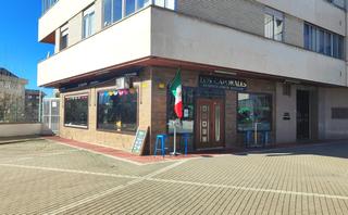 Business premise in Villalba Estación