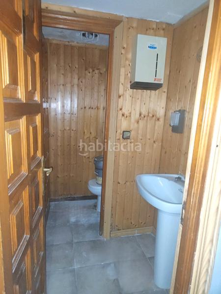 Foto ed991608-a7cb-4336-8b02-55f9d2116721. Geschäftsraum in Villalba Estación Collado Villalba