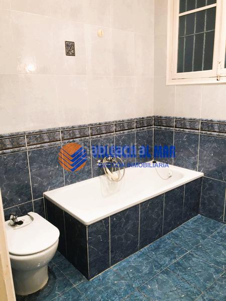 Foto d4a99172-06eb-4e77-b6d7-bf01a89fe524. Alquiler piso en avinguda de maría cristina 4 magnífica y espaciosa vivienda modernista en muy buen estado de conservación, con suelos de mosaico, puertas originales en Valencia