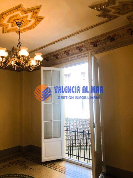 Foto dfc41c41-c344-41f0-93e1-5a643320c838. Alquiler piso en avinguda de maría cristina 4 magnífica y espaciosa vivienda modernista en muy buen estado de conservación, con suelos de mosaico, puertas originales en Valencia