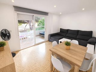 Piccolo appartamento  Calle bovetar del. Exquisito apartamento a pocos pasos de la playa en miramar
